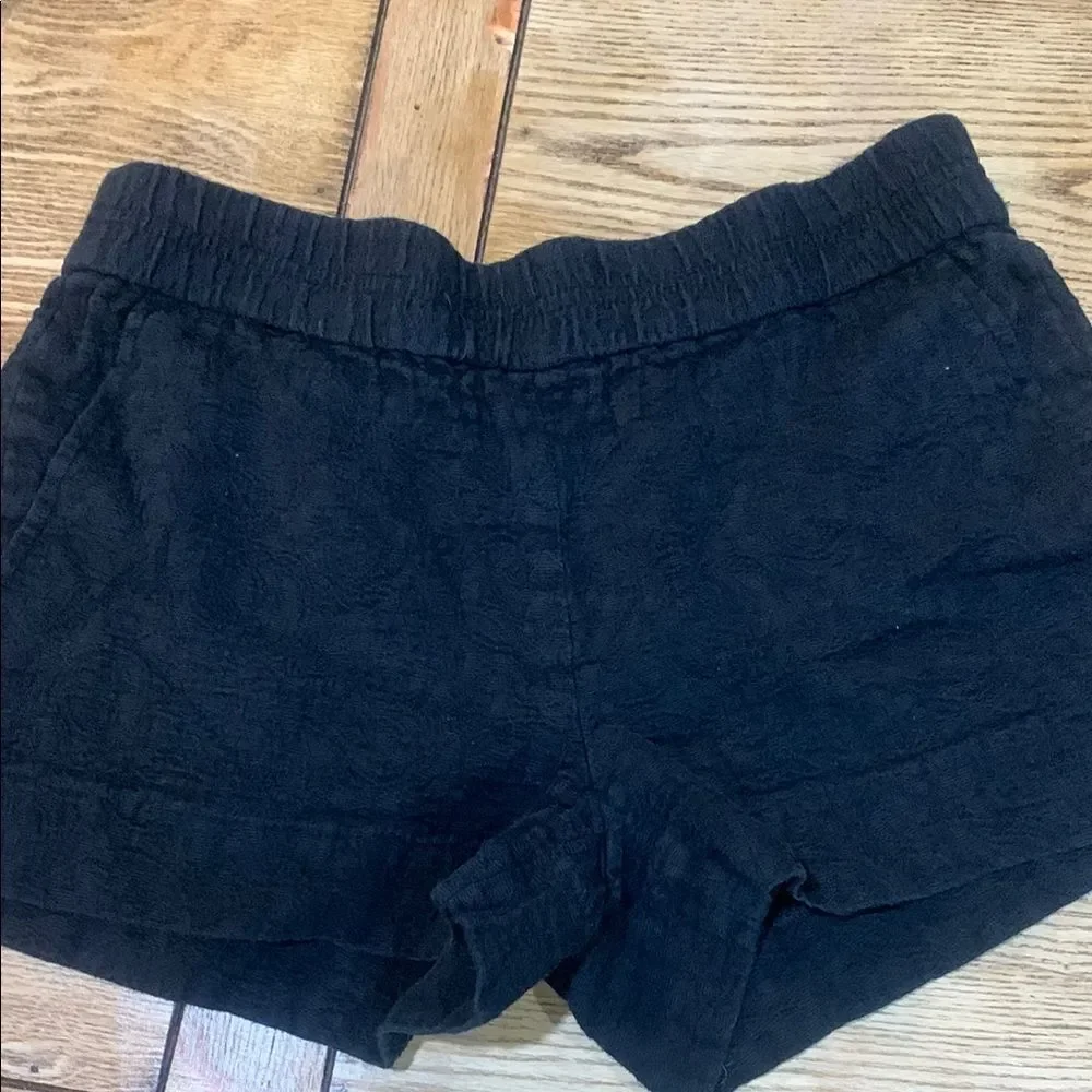 Women's Casual Shorts Set - Black and Green